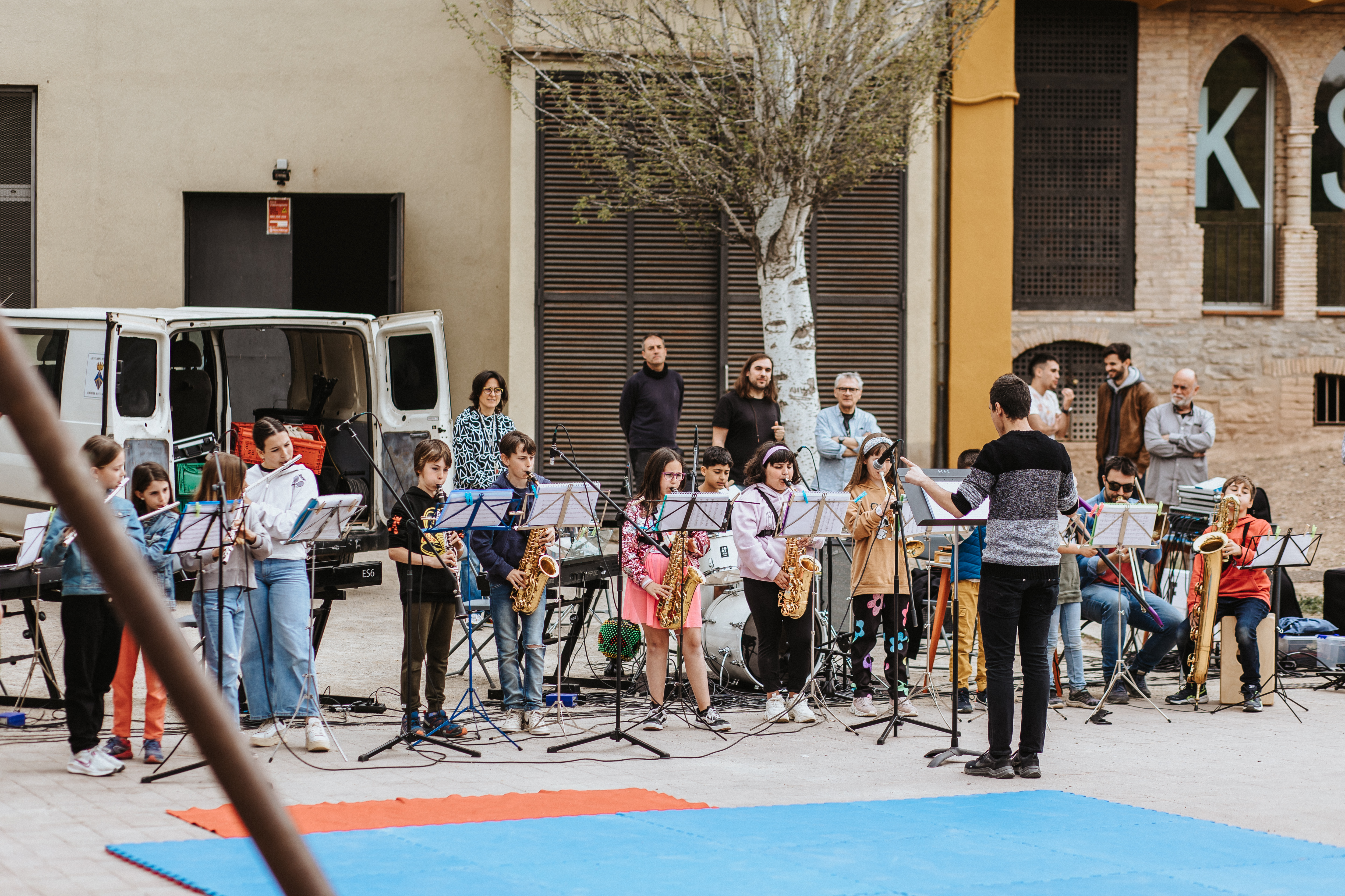Espectacle de circ, música i familiar