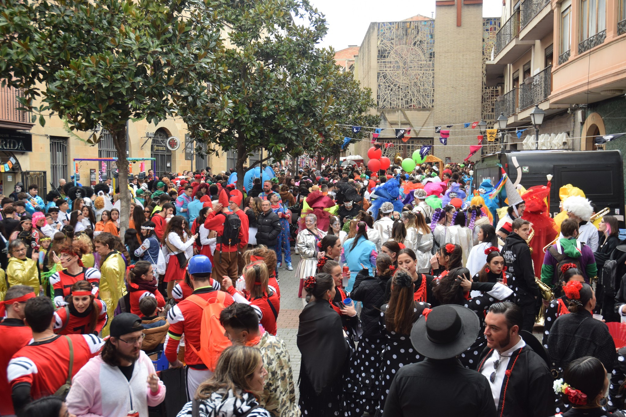 Sallent viu un cap de setmana multitudinari amb la celebració del Carnaval