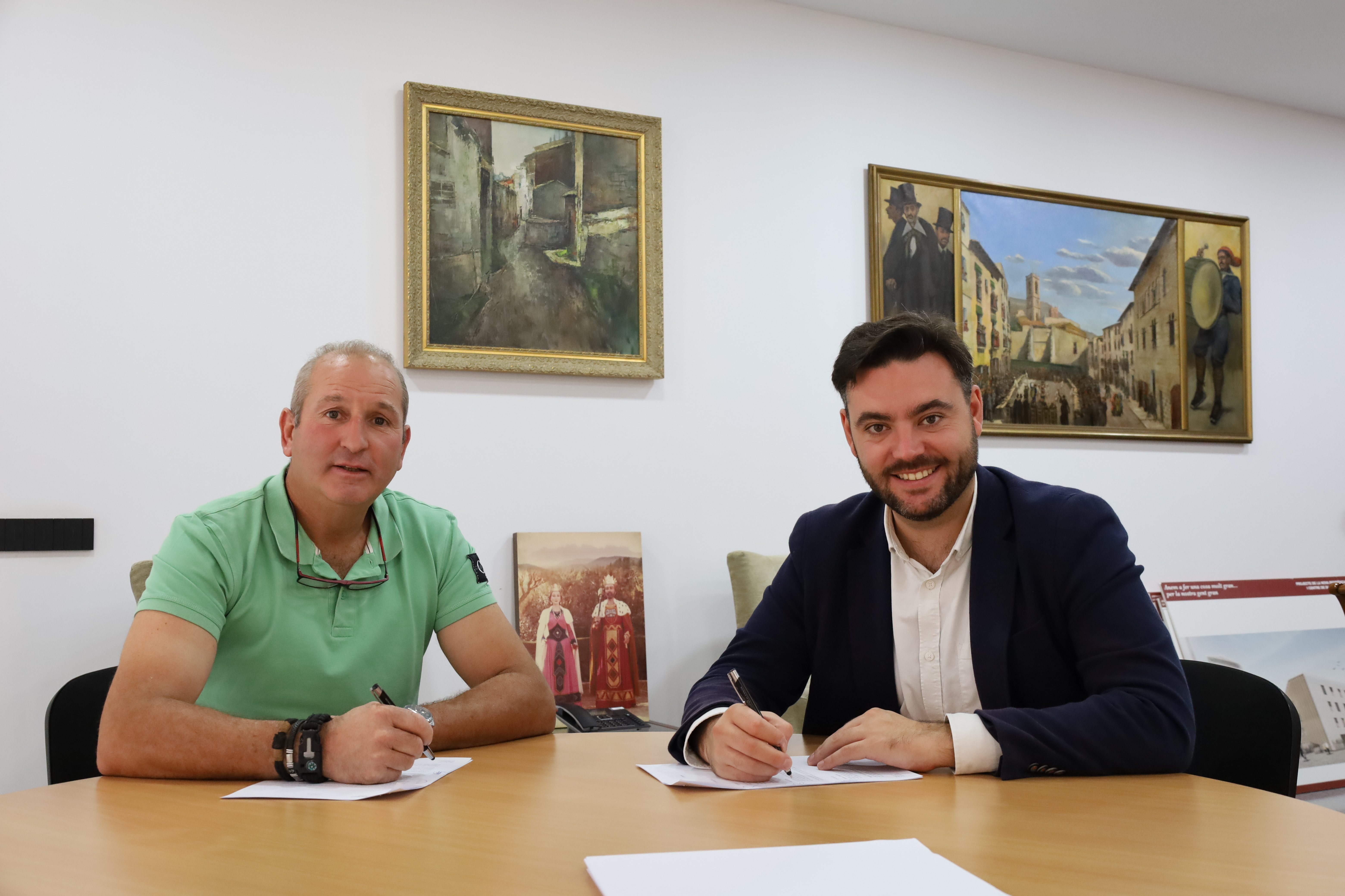 L'Ajuntament de Sallent i l'Associació de Voluntaris de Protecció Civil de Sallent renoven el conveni de col·laboració.