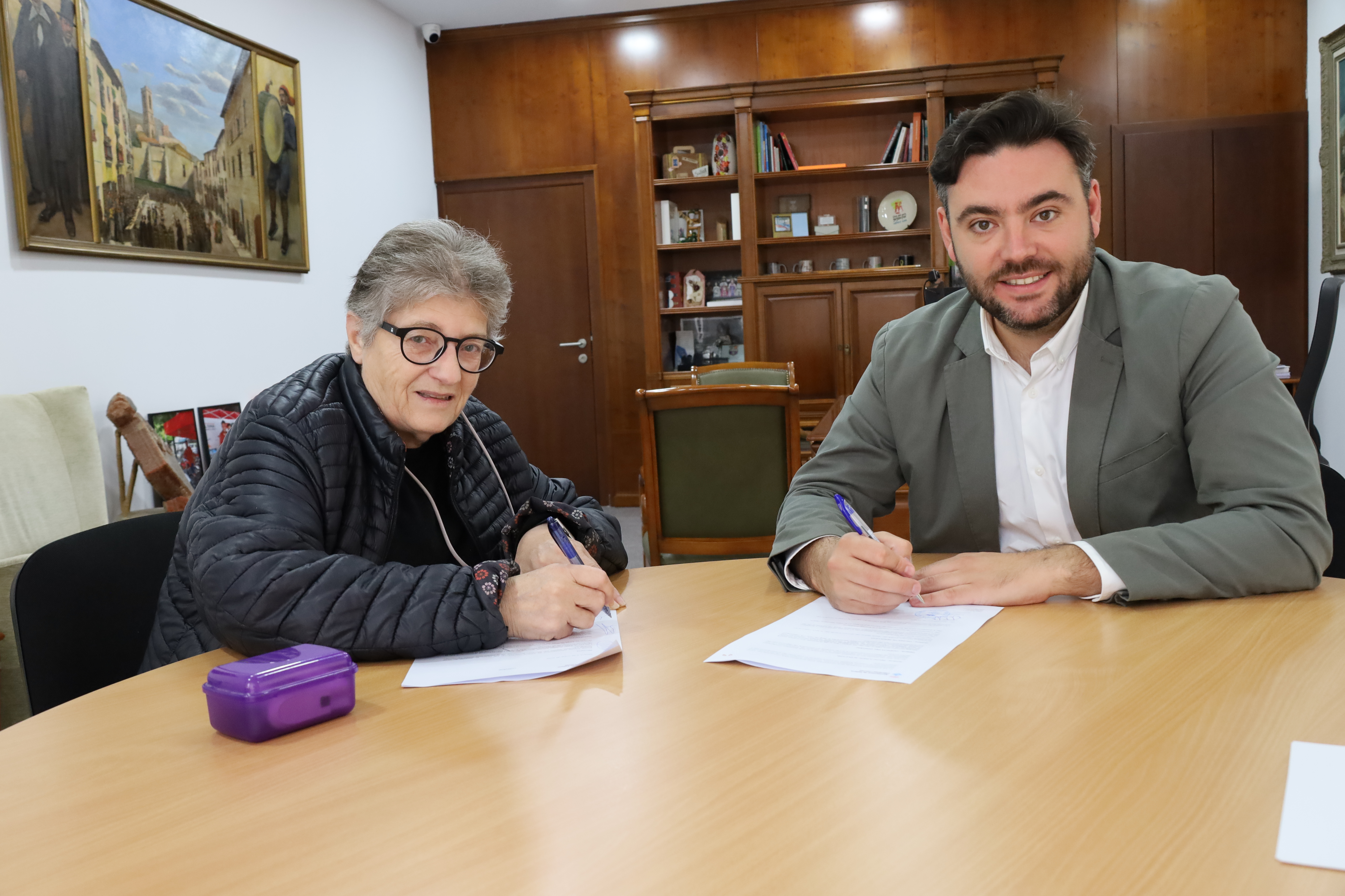 L'ajuntament de Sallent renova el conveni de col&middot;laboraci&oacute; amb ADONA'T