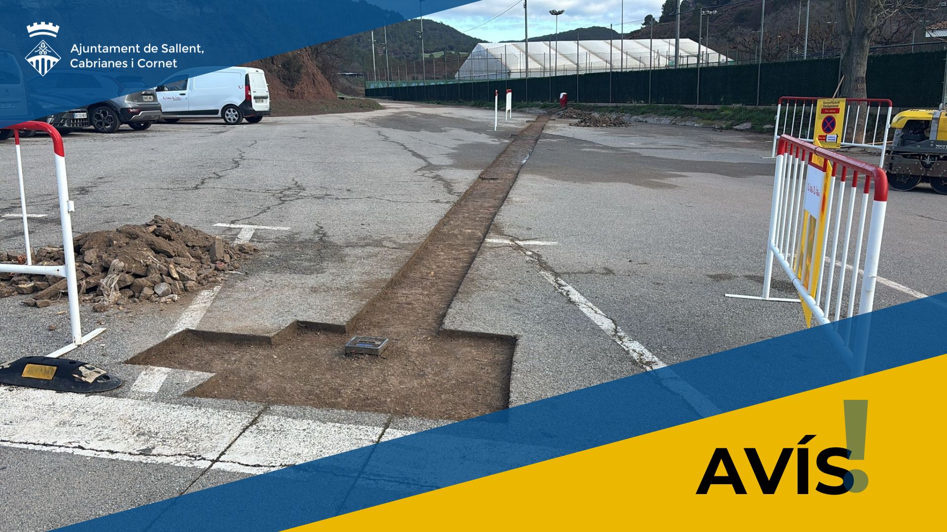 Treballs de reparaci&oacute; a la cal&ccedil;ada del carrer Prat de la Riba i a l'aparcament de davant del Cap