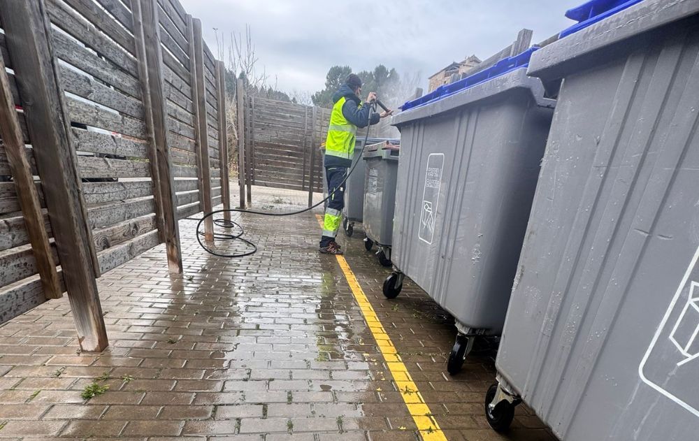 Refor&ccedil; de neteja a les &agrave;rees de deixalles de Sallent!