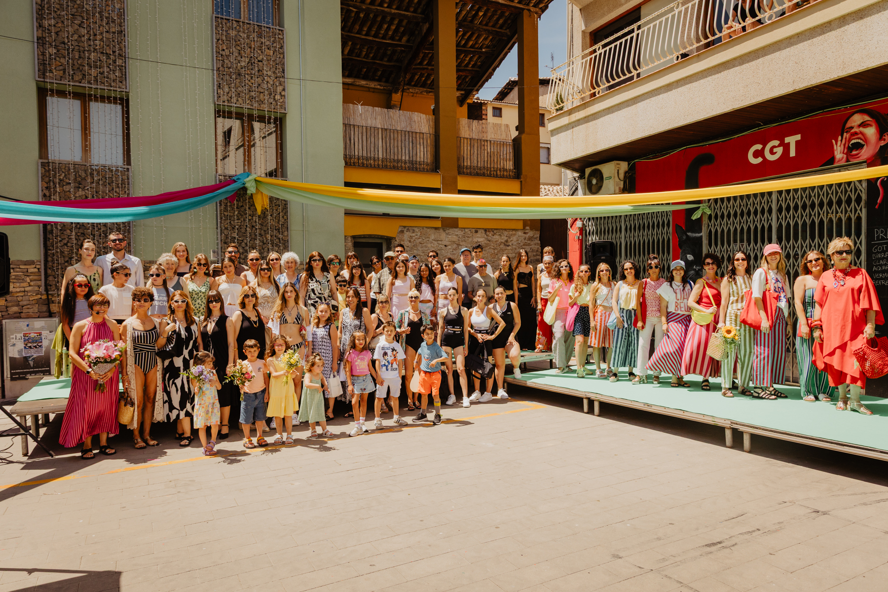 El  dissabte, 23 de maig, el centre comercial de Sallent va ser l'escenari de la cinquena edici&oacute; de la desfilada de moda.