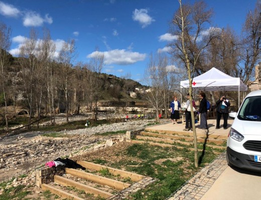 Sallent recull gairebé dues tones de brutícia i més de 150 kg de plàstic del riu