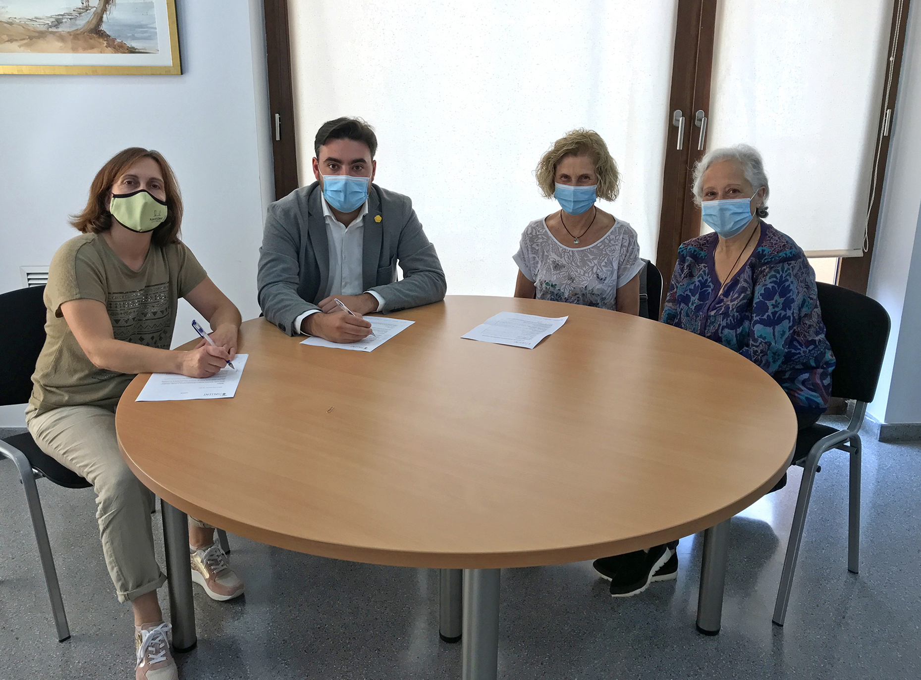 Amics de Cornet firma un acord de col·laboració amb l'Ajuntament