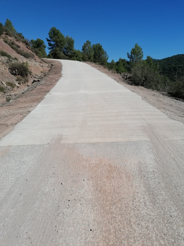 El camí de les Forques compta amb un nou tram formigonat