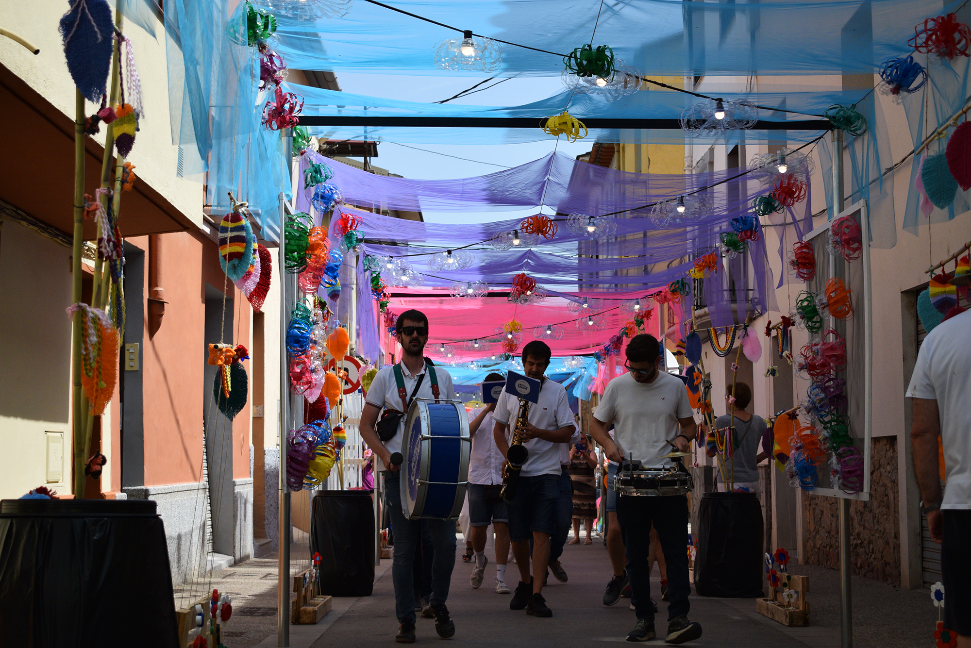 Seguint la tradició heretada, les Enramades queden inaugurades